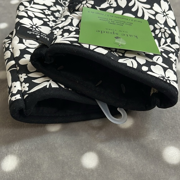 Kate Spade Mitts - Picture 4 of 7